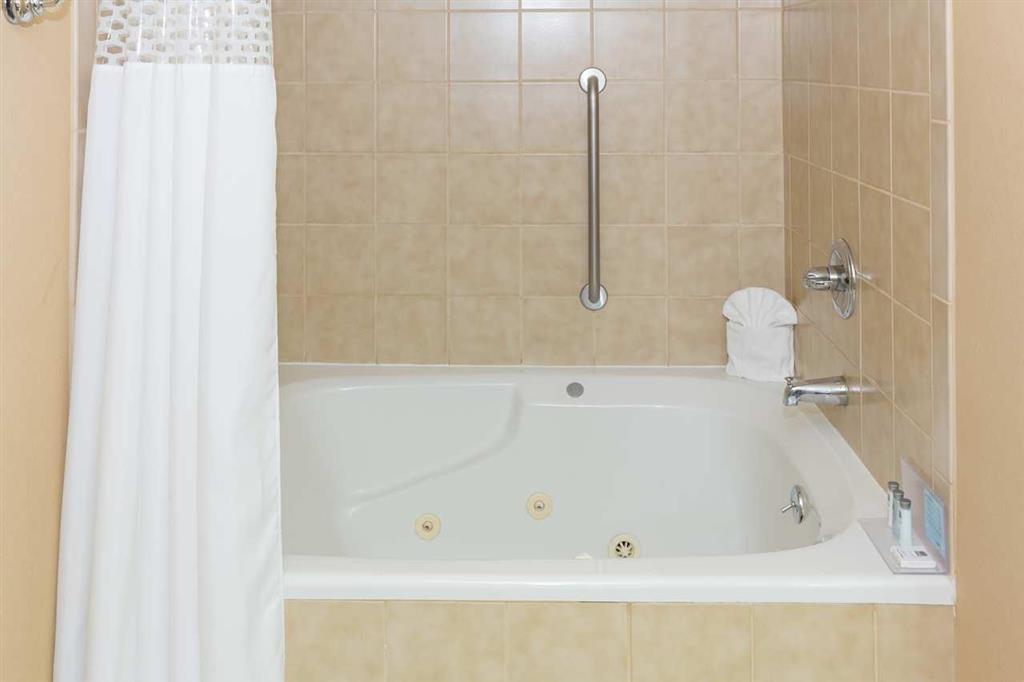 Hampton Buffalo-airport Galleria Mall Hotel