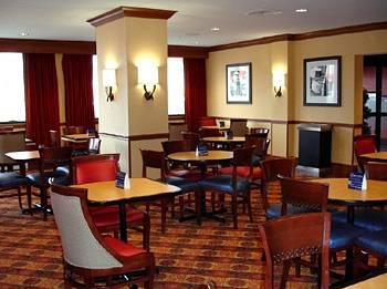 Hampton Buffalo-airport Galleria Mall 3*