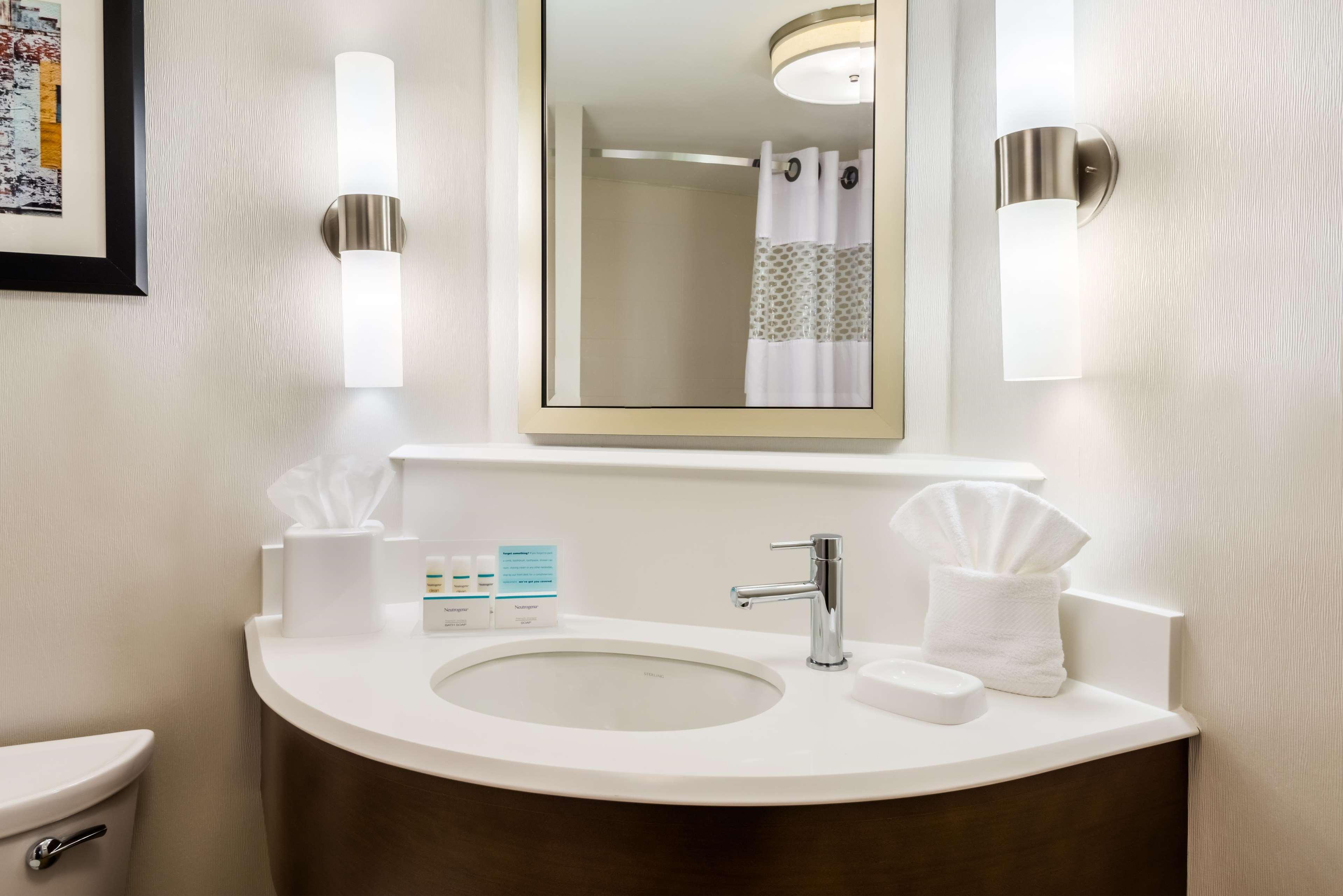 Hotel Hampton Buffalo-airport Galleria Mall
