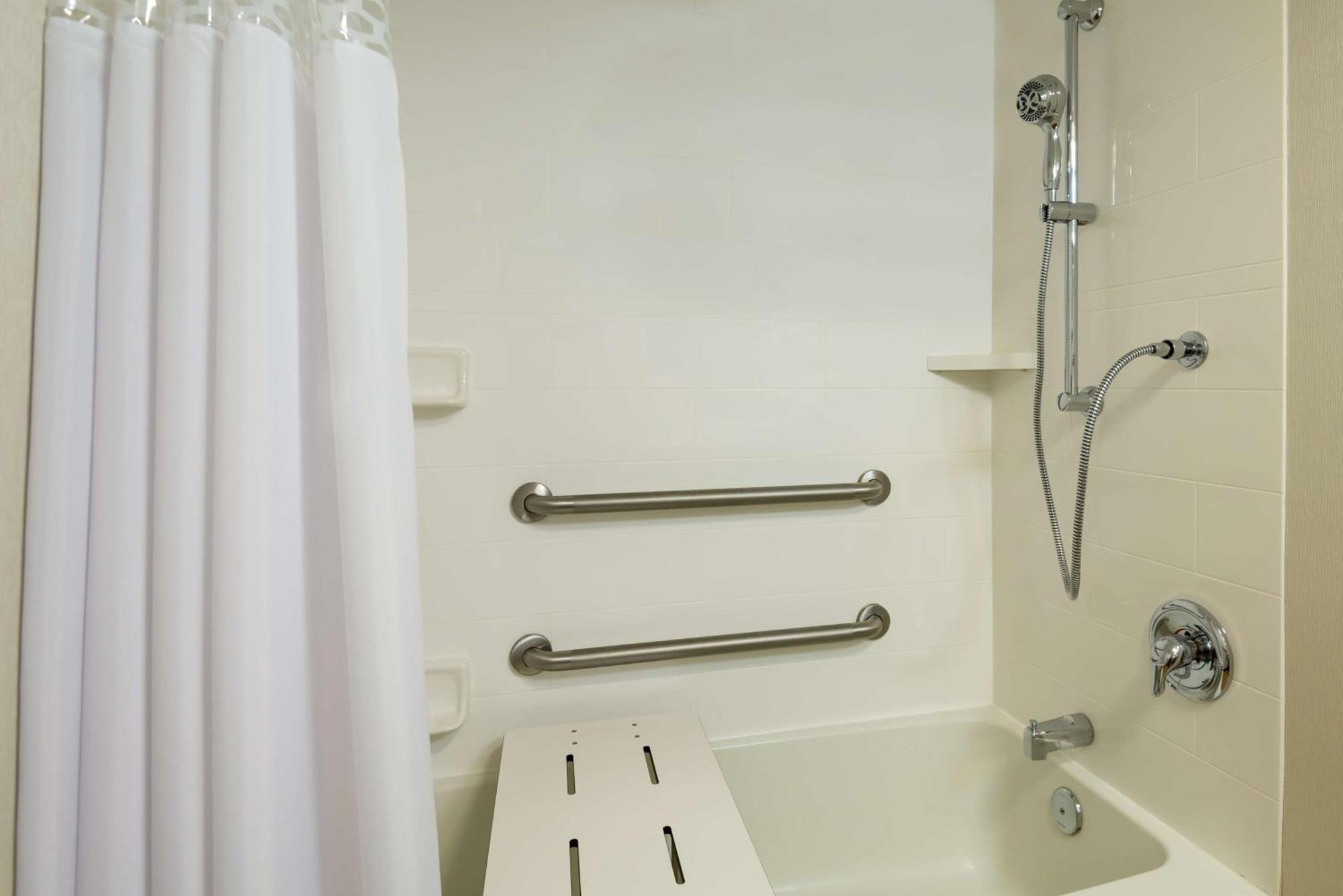 Hotel Hampton Buffalo-airport Galleria Mall